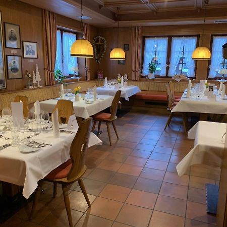 Gasthof Hotel Engel Simonswald Eksteriør billede