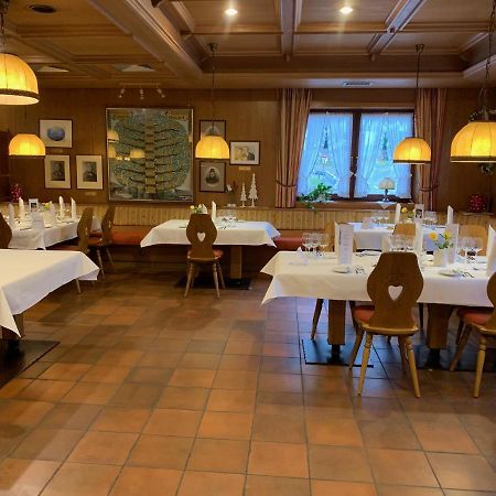 Gasthof Hotel Engel Simonswald Eksteriør billede