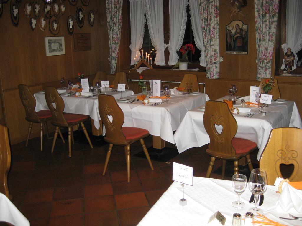 Gasthof Hotel Engel Simonswald Eksteriør billede